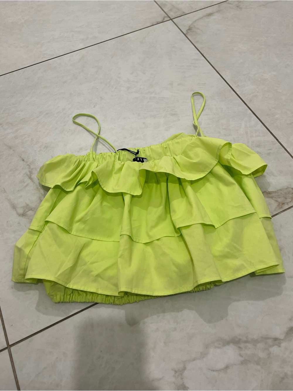 NWT SF/Z/O Neon Green Ruffle Tank Top Size 42